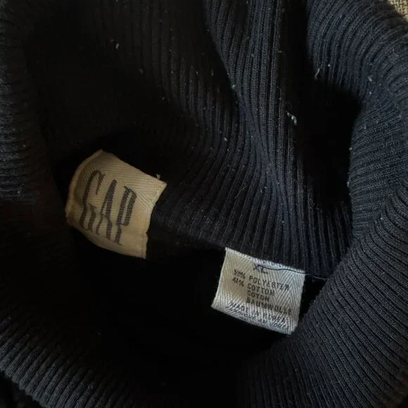 Vintage GAP Turtleneck Sweatshirt - Picture 4 of 4